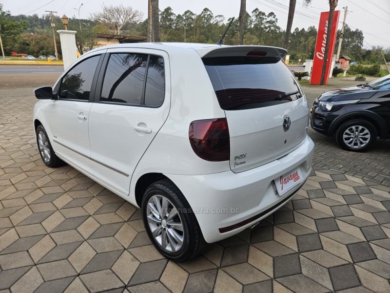 FOX 1.6 MI PRIME 8V FLEX 4P MANUAL - 2012 - BOM PRINCíPIO