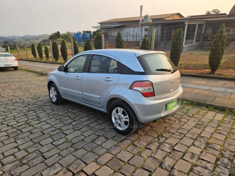 AGILE 1.4 MPFI LTZ 8V FLEX 4P MANUAL - 2012 - VERANóPOLIS