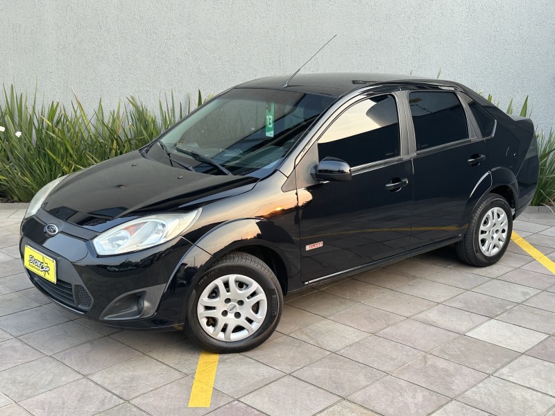 fiesta 1.6 mpi class sedan 8v flex 4p manual 2013 caxias do sul