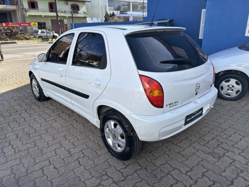 CELTA 1.0 MPFI VHC SUPER 8V GASOLINA 4P MANUAL - 2003 - CAXIAS DO SUL