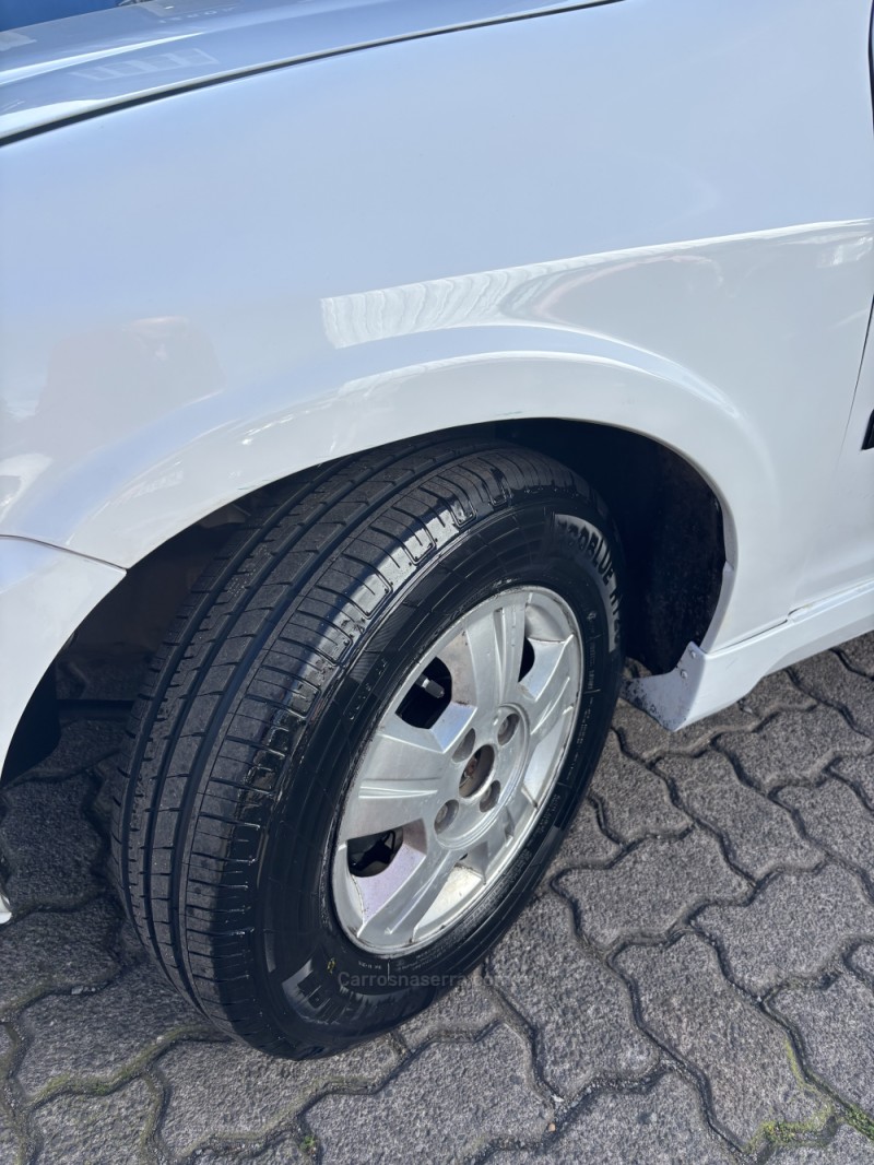 CELTA 1.0 MPFI VHC SUPER 8V GASOLINA 4P MANUAL - 2003 - CAXIAS DO SUL