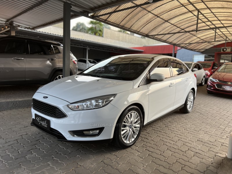 FOCUS 2.0 SE FASTBACK 16V FLEX 4P AUTOMÁTICO