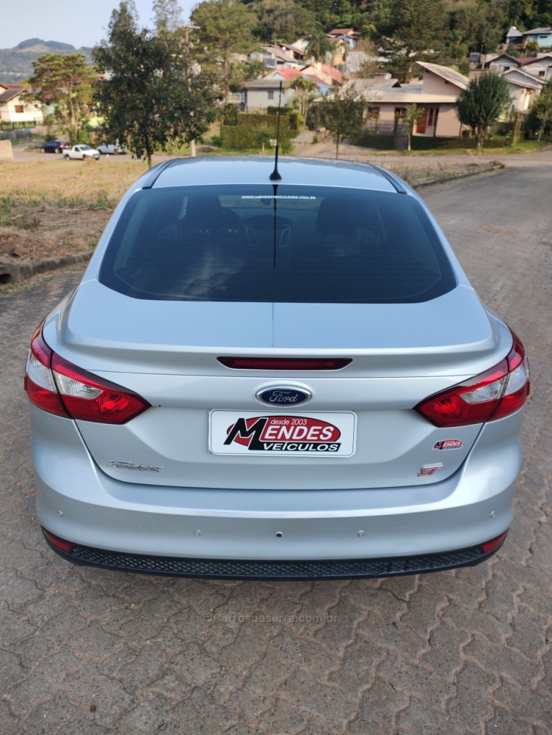 FOCUS 1.6 S 16V FLEX 4P MANUAL - 2015 - TRêS COROAS