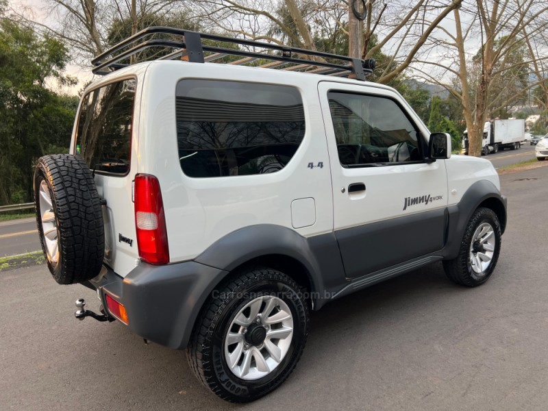 JIMNY 1.3 4WORK 4X4 16V GASOLINA 2P MANUAL - 2018 - DOIS IRMãOS