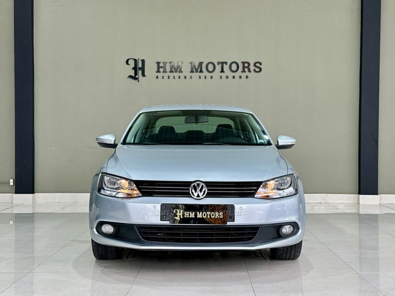 JETTA 2.0 COMFORTLINE FLEX 4P TIPTRONIC - 2012 - CAXIAS DO SUL