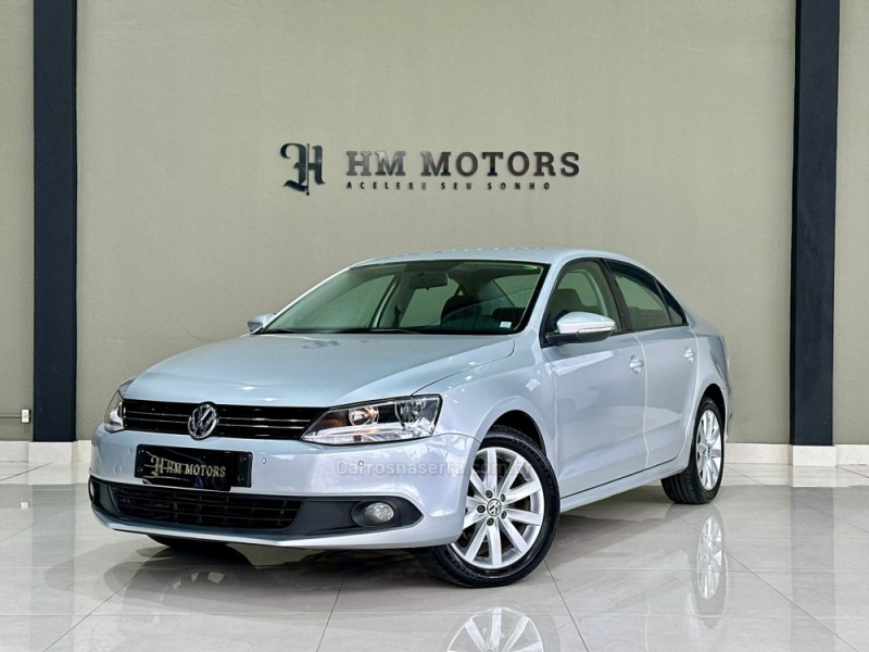 JETTA 2.0 COMFORTLINE FLEX 4P TIPTRONIC - 2012 - CAXIAS DO SUL