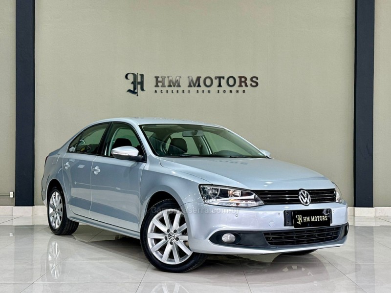 JETTA 2.0 COMFORTLINE FLEX 4P TIPTRONIC - 2012 - CAXIAS DO SUL