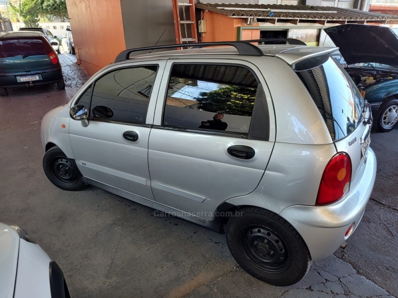 QQ 1.1 MPFI 16V GASOLINA 4P MANUAL - 2012 - CAXIAS DO SUL