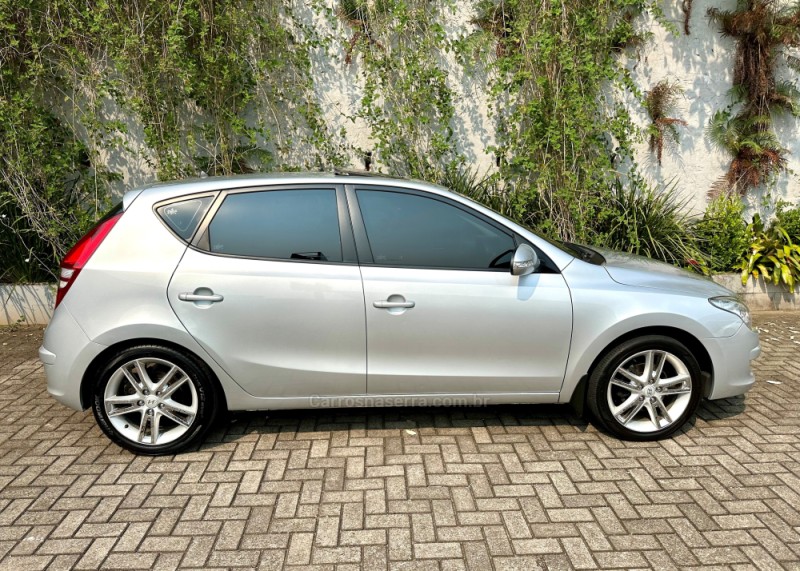 I30 2.0 MPFI GLS 16V GASOLINA 4P AUTOMÁTICO - 2011 - SAPIRANGA