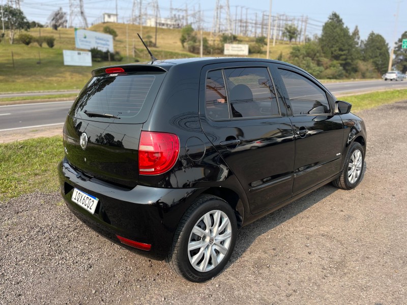 FOX 1.0 MI 8V FLEX 4P MANUAL - 2011 - FARROUPILHA