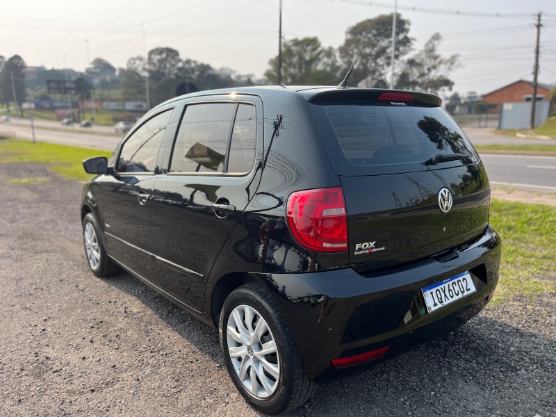 FOX 1.0 MI 8V FLEX 4P MANUAL - 2011 - FARROUPILHA