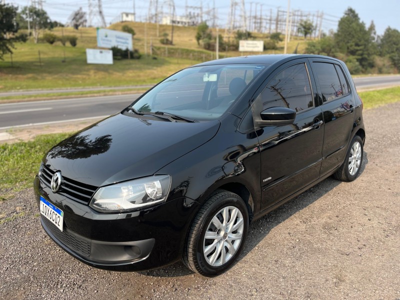 FOX 1.0 MI 8V FLEX 4P MANUAL - 2011 - FARROUPILHA