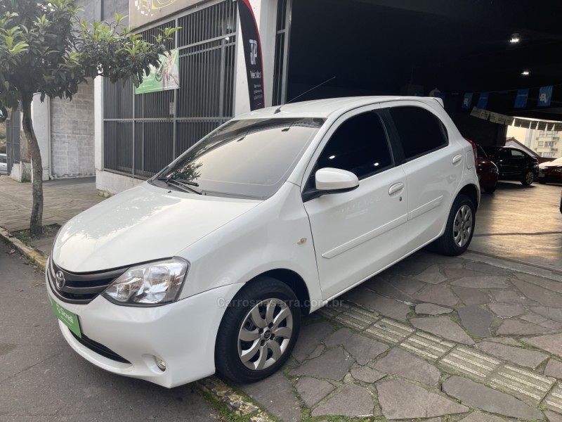 ETIOS 1.3 X 16V FLEX 4P MANUAL - 2016 - BENTO GONçALVES