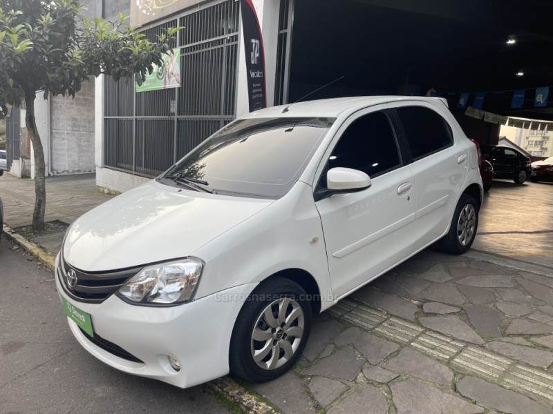 ETIOS 1.3 X 16V FLEX 4P MANUAL - 2016 - BENTO GONçALVES