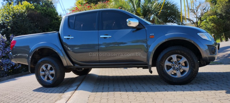 L200 TRITON 3.2 HPE 4X4 CD 16V TURBO INTERCOOLER DIESEL 4P AUTOMÁTICO - 2012 - NOVA PRATA