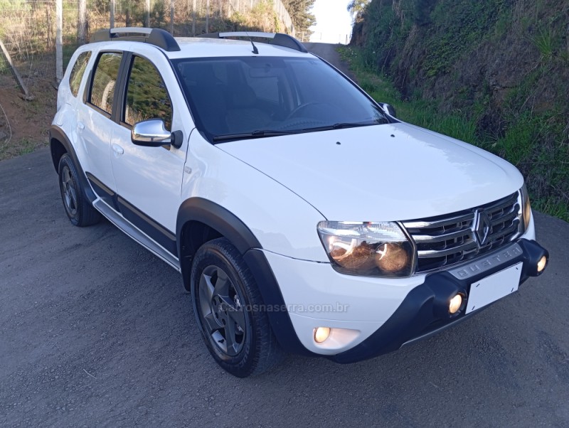 DUSTER 2.0 DYNAMIQUE 4X2 16V FLEX 4P MANUAL - 2014 - CAXIAS DO SUL