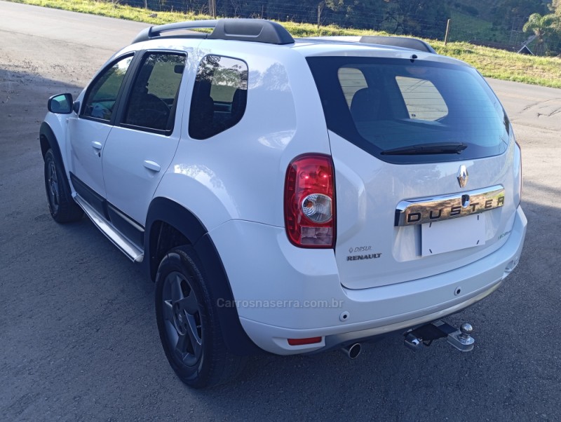 DUSTER 2.0 DYNAMIQUE 4X2 16V FLEX 4P MANUAL - 2014 - CAXIAS DO SUL