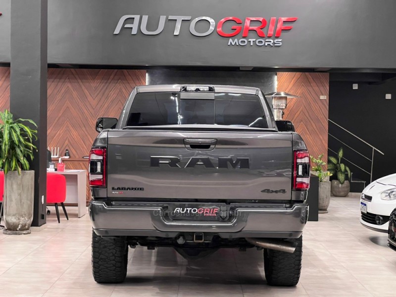 RAM 6.7 2500 LARAMIE 4X4 CD I6 TURBO DIESEL 4P AUTOMÁTICO - 2020 - CAMPO BOM