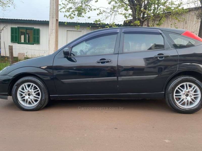 FOCUS 1.6 8V FLEX 4P MANUAL - 2008 - PASSO FUNDO