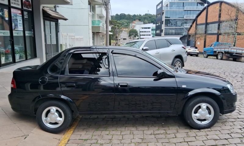 CLASSIC 1.0 MPFI LS 8V FLEX 4P MANUAL - 2014 - FLORES DA CUNHA