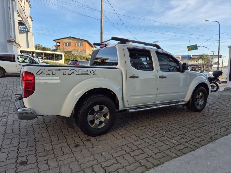 FRONTIER 2.5 SV ATTACK 4X2 CD TURBO ELETRONIC DIESEL 4P MANUAL - 2012 - CAXIAS DO SUL