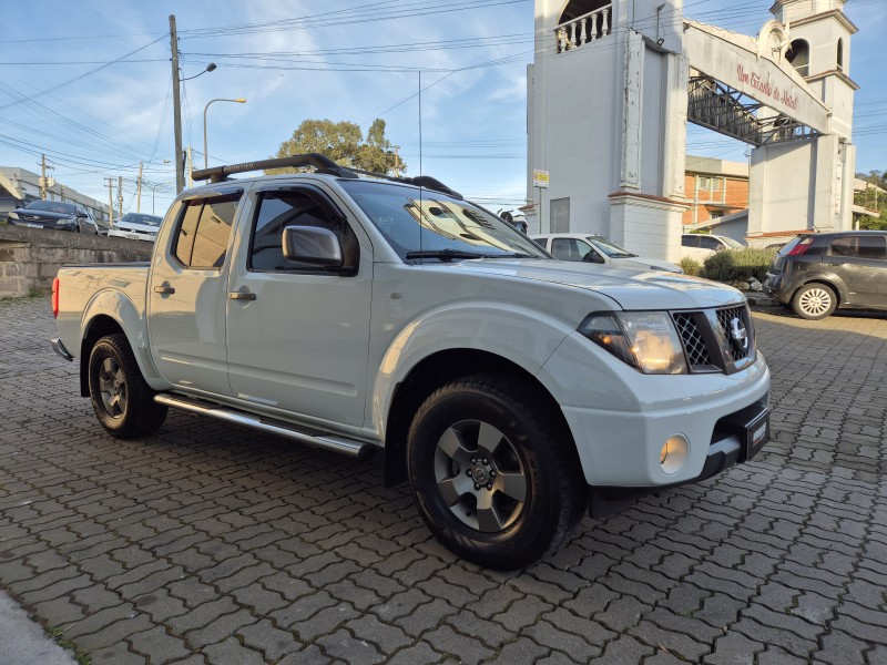 FRONTIER 2.5 SV ATTACK 4X2 CD TURBO ELETRONIC DIESEL 4P MANUAL - 2012 - CAXIAS DO SUL