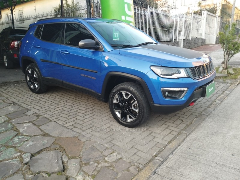 COMPASS 2.0 16V DIESEL TRAILHAWK 4X4 AUTOMÁTICO - 2017 - CAXIAS DO SUL