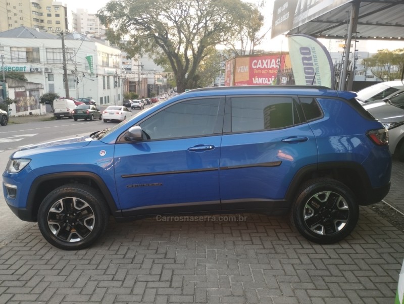 COMPASS 2.0 16V DIESEL TRAILHAWK 4X4 AUTOMÁTICO - 2017 - CAXIAS DO SUL