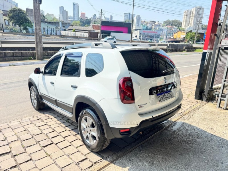 DUSTER 1.6 EXPRESSION 4X2 16V FLEX 4P MANUAL - 2016 - CAXIAS DO SUL