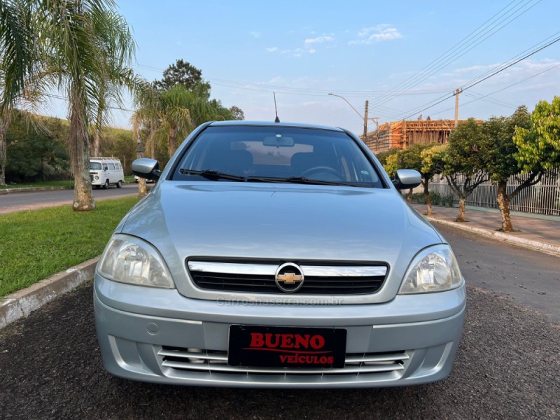 CORSA 1.4 MPFI PREMIUM 8V FLEX 4P MANUAL - 2011 - CAMPO BOM