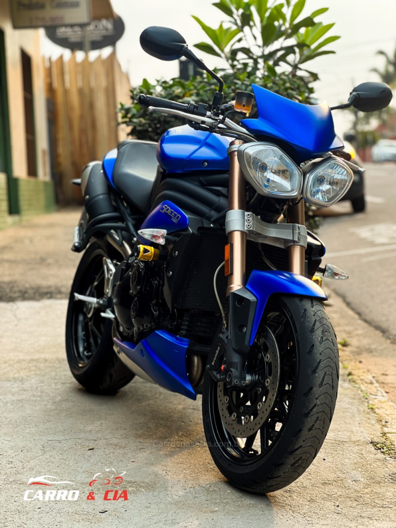 SPEED TRIPLE 1050I - 2014 - SANTA CRUZ DO SUL