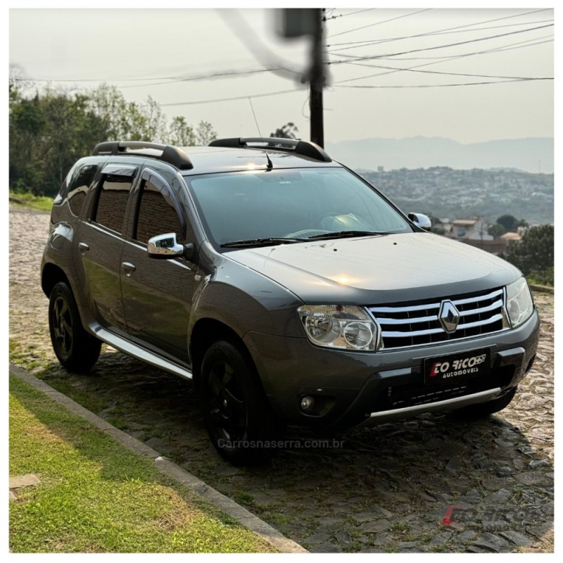 DUSTER 1.6 DYNAMIQUE 4X2 16V FLEX 4P MANUAL - 2012 - CAMPO BOM