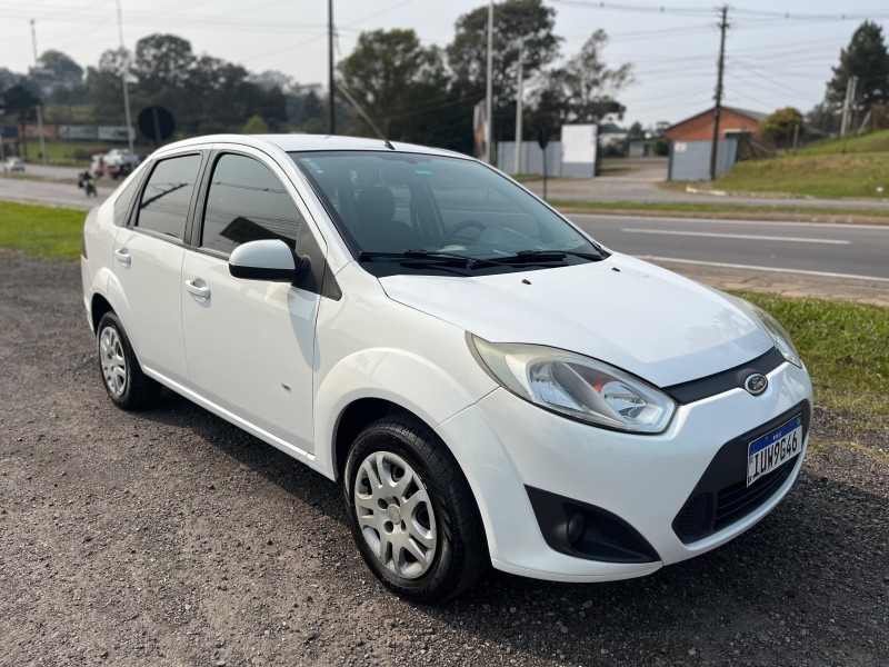 FIESTA 1.6 MPI SEDAN 8V FLEX 4P MANUAL - 2014 - FARROUPILHA