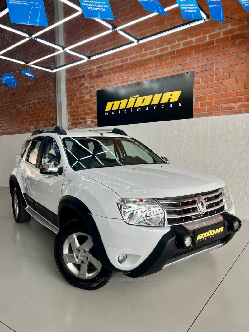 DUSTER 1.6 DYNAMIQUE 4X2 16V FLEX 4P MANUAL - 2014 - NOVO HAMBURGO