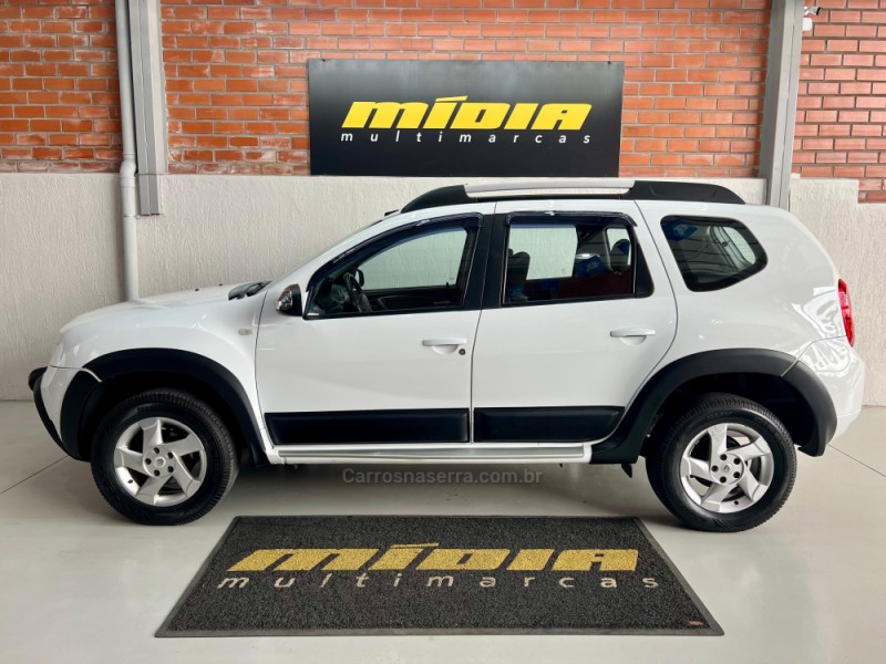 DUSTER 1.6 DYNAMIQUE 4X2 16V FLEX 4P MANUAL - 2014 - NOVO HAMBURGO