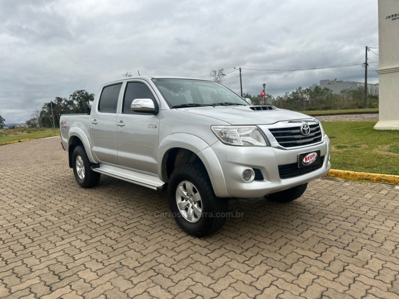 HILUX 3.0 SRV 4X4 CD 16V TURBO INTERCOOLER DIESEL 4P AUTOMÁTICO