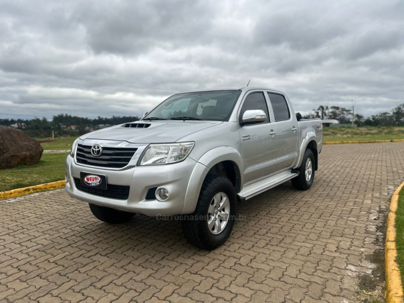 HILUX 3.0 SRV 4X4 CD 16V TURBO INTERCOOLER DIESEL 4P AUTOMÁTICO - 2013 - LAJEADO