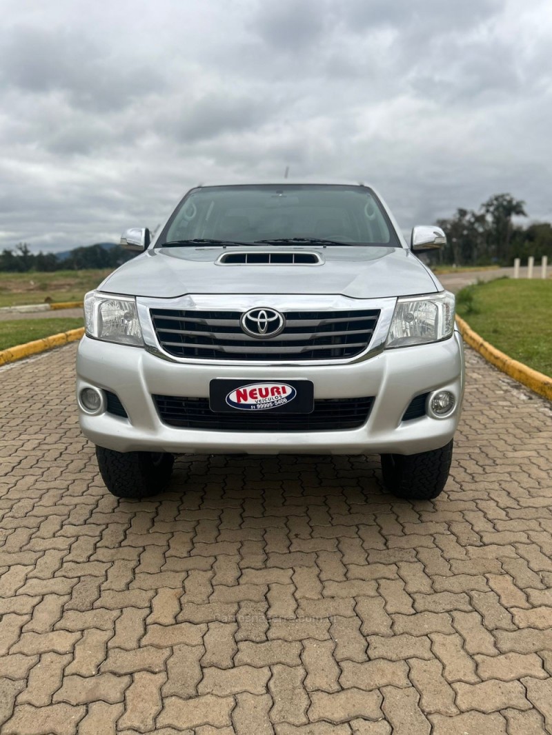 HILUX 3.0 SRV 4X4 CD 16V TURBO INTERCOOLER DIESEL 4P AUTOMÁTICO - 2013 - LAJEADO