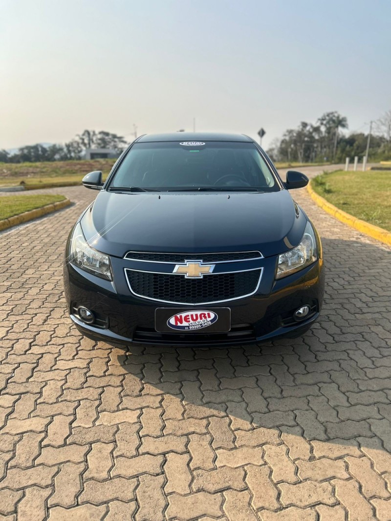 CRUZE 1.8 LT SPORT6 16V FLEX 4P AUTOMÁTICO - 2014 - LAJEADO