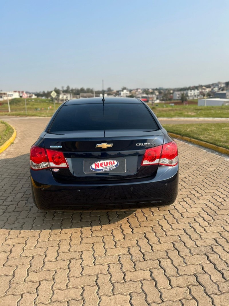 CRUZE 1.8 LT SPORT6 16V FLEX 4P AUTOMÁTICO - 2014 - LAJEADO