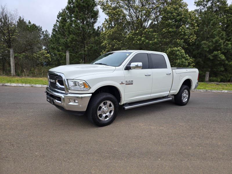 RAM 6.7 2500 LARAMIE 4X4 CD I6 TURBO DIESEL 4P AUTOMÁTICO - 2018 - BENTO GONçALVES