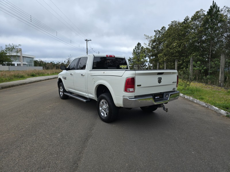 RAM 6.7 2500 LARAMIE 4X4 CD I6 TURBO DIESEL 4P AUTOMÁTICO - 2018 - BENTO GONçALVES