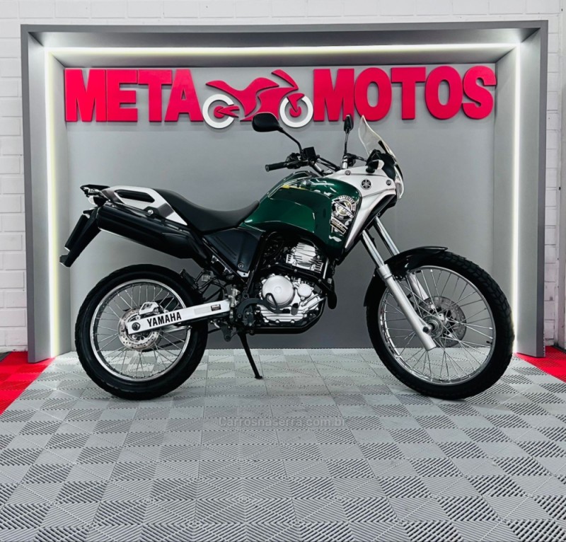 XTZ 250 TÉNÉRÉ