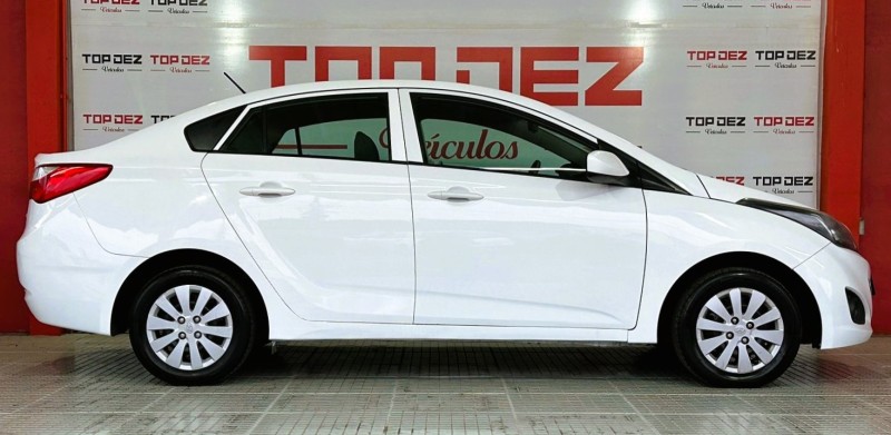 HB20 1.6 COMFORT PLUS 16V FLEX 4P MANUAL - 2014 - SãO SEBASTIãO DO CAí