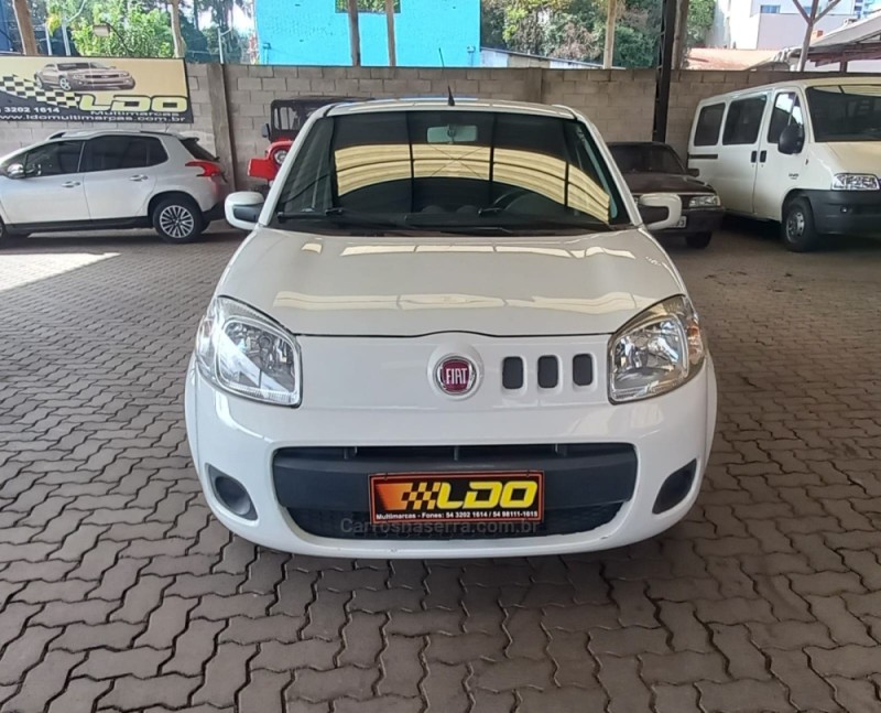 UNO 1.0 EVO VIVACE 8V FLEX 4P MANUAL - 2015 - CAXIAS DO SUL