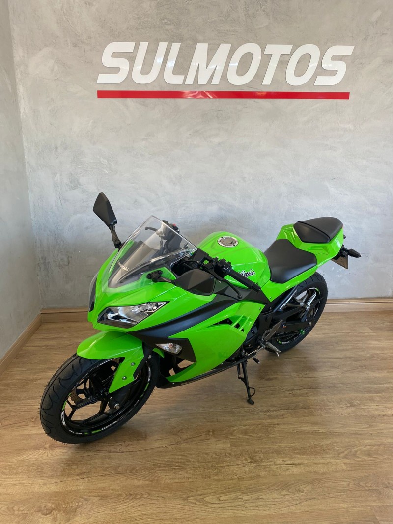 NINJA 300 ABS LIMITED EDITION - 2018 - PASSO FUNDO