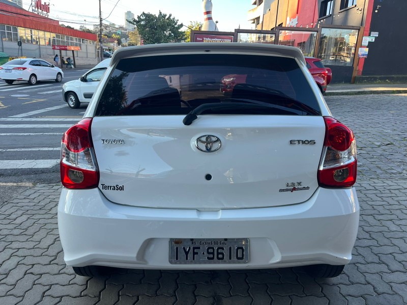 ETIOS 1.3 X 16V FLEX 4P MANUAL - 2018 - CAXIAS DO SUL