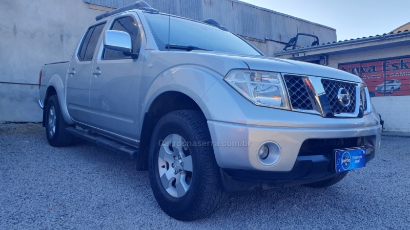 FRONTIER 2.5 LE 4X4 CD TURBO ELETRONIC DIESEL 4P AUTOMÁTICO - 2013 - CAXIAS DO SUL