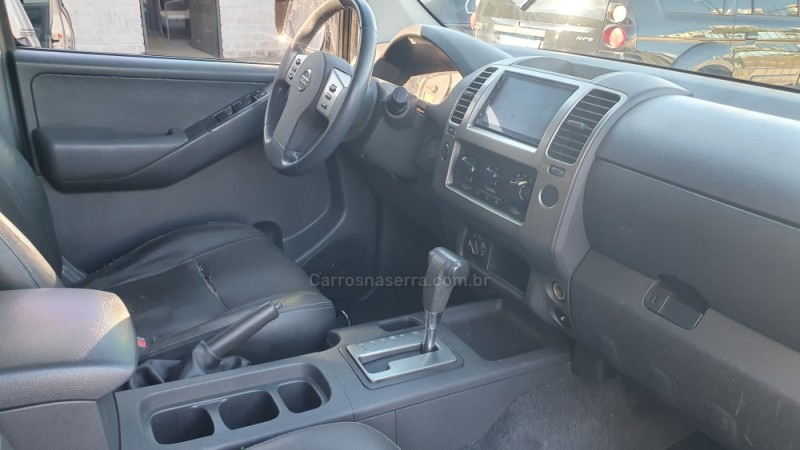 FRONTIER 2.5 LE 4X4 CD TURBO ELETRONIC DIESEL 4P AUTOMÁTICO - 2013 - CAXIAS DO SUL