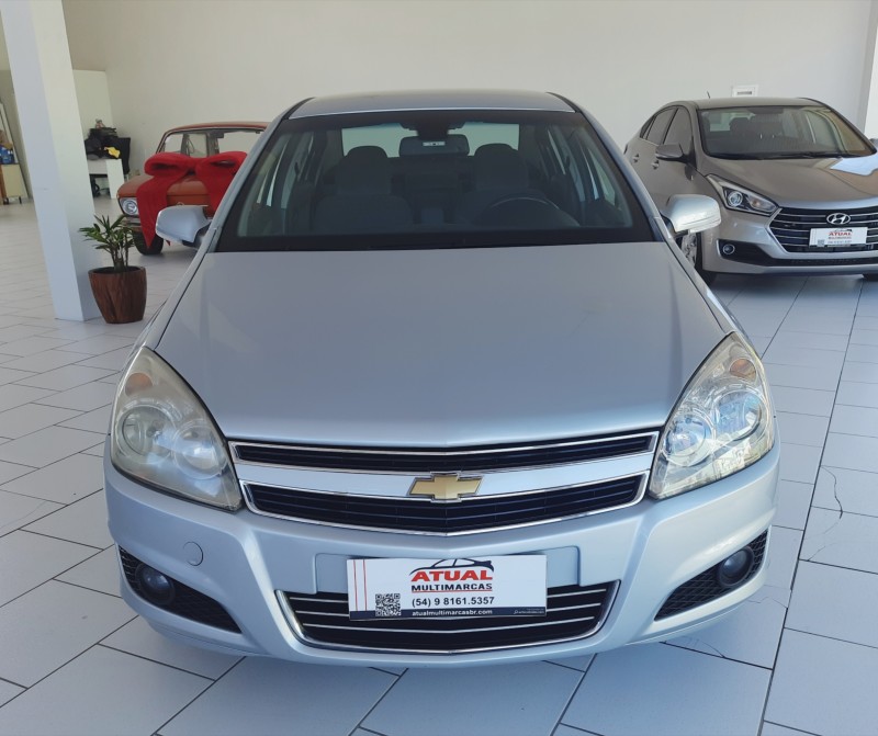 VECTRA 2.0 MPFI ELEGANCE 8V 140CV FLEX 4P AUTOMÁTICO - 2011 - GARIBALDI